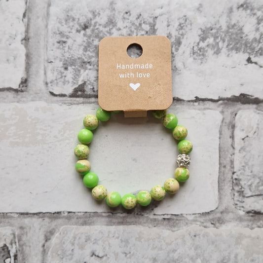 Green Emperor with Silver Accent Bead Stretchy Bracelet